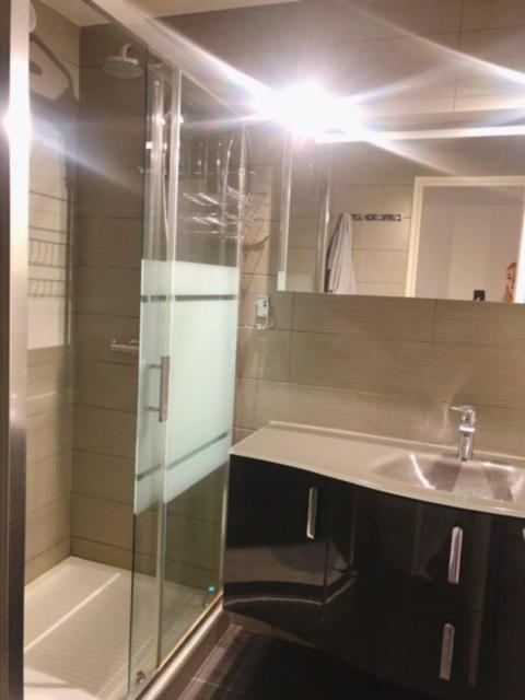 Luxurious Appartment Near The Airport Nice Luaran gambar